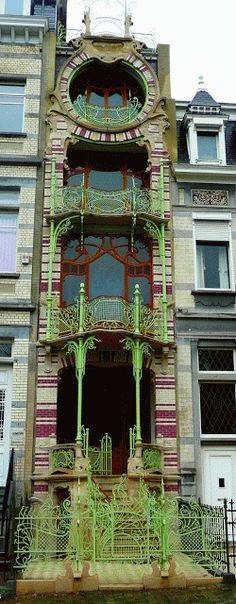 France | Hector Guimard's Art Nouveau Café Antoine, 17 rue La Fontaine, Par…