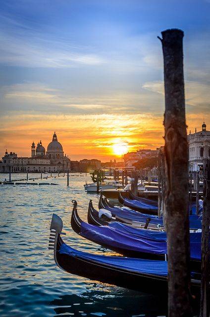 Voyages, trade marketing, séminaire, incentive, jeux-concours. Ailleurs Communi…